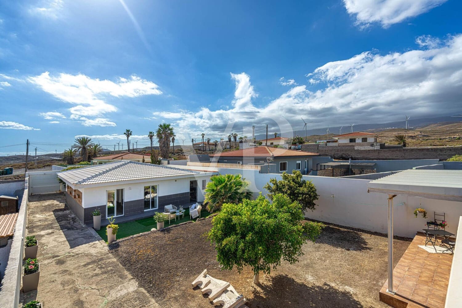 Bungalow de 3 habitaciones en Arico en venta - 450.000 € (Ref: 9658525)