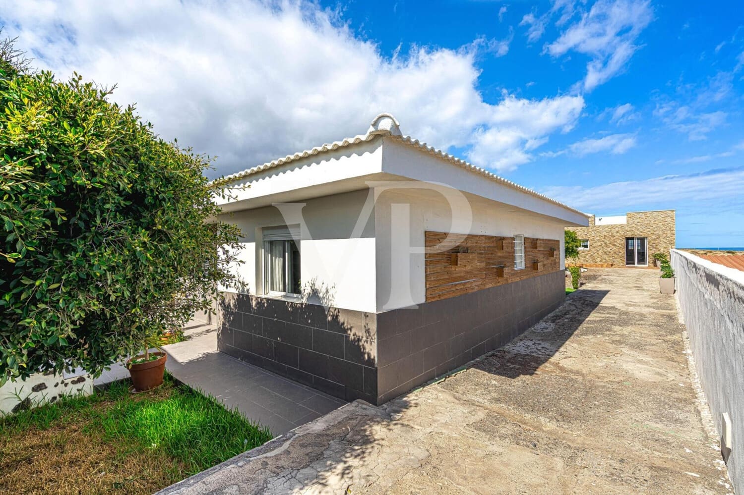 Bungalow de 3 habitaciones en Arico en venta - 450.000 € (Ref: 9658525)