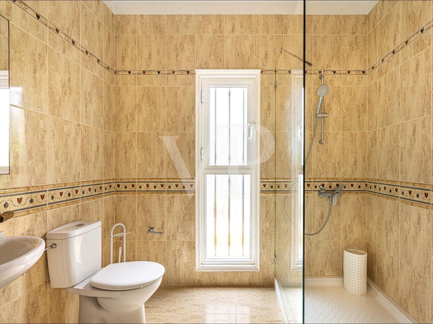 4 soveværelse Byhus til salg i Arona med swimmingpool - € 850.000 (Ref: 9658526)