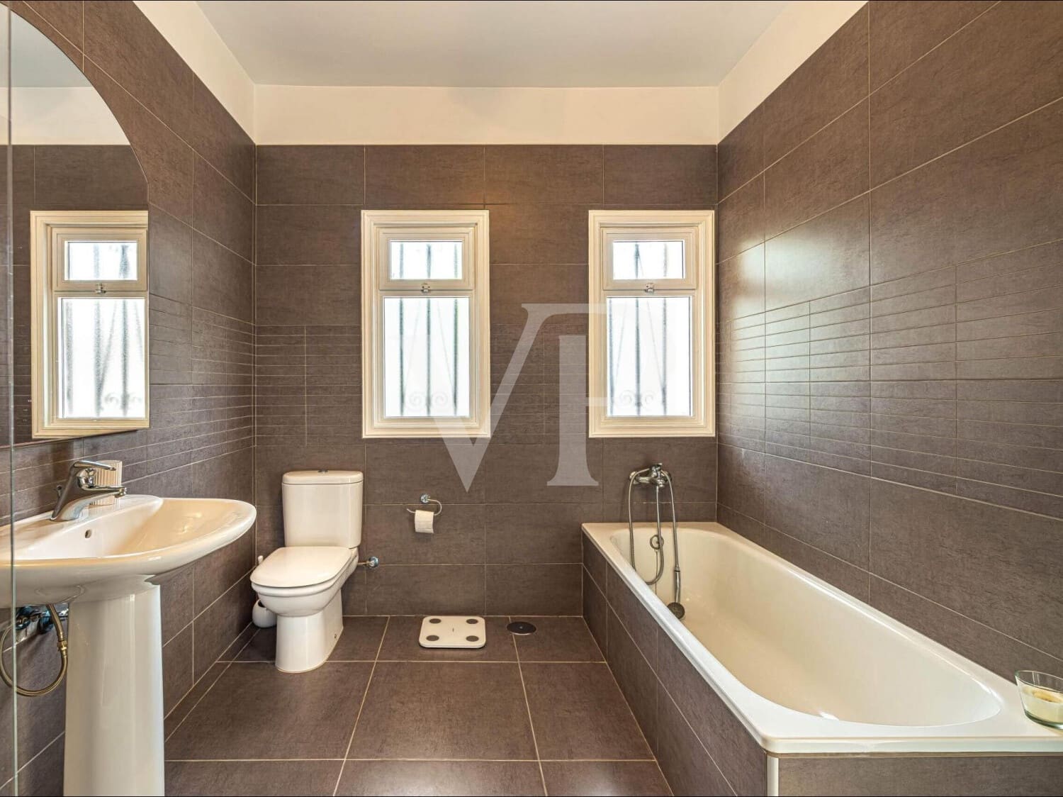 4 soveværelse Byhus til salg i Arona med swimmingpool - € 850.000 (Ref: 9658526)