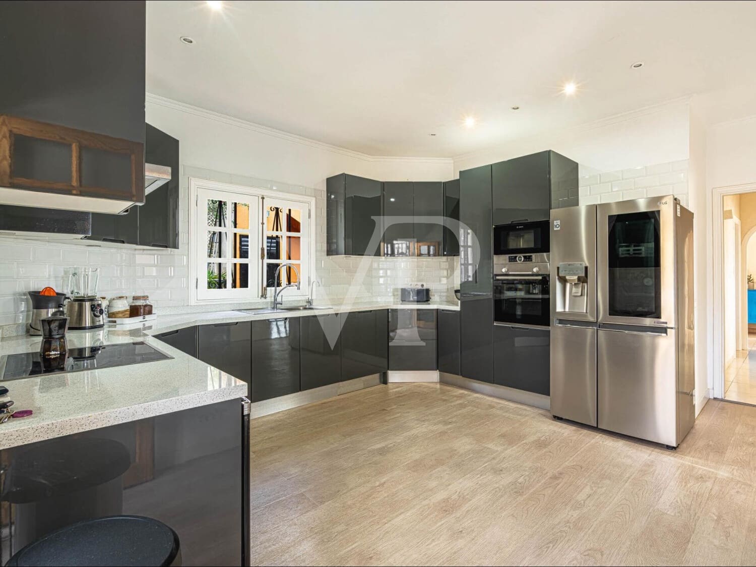 4 soveværelse Byhus til salg i Arona med swimmingpool - € 850.000 (Ref: 9658526)