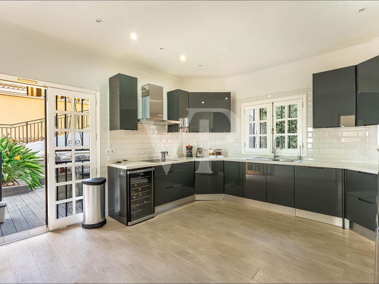 4 soveværelse Byhus til salg i Arona med swimmingpool - € 850.000 (Ref: 9658526)