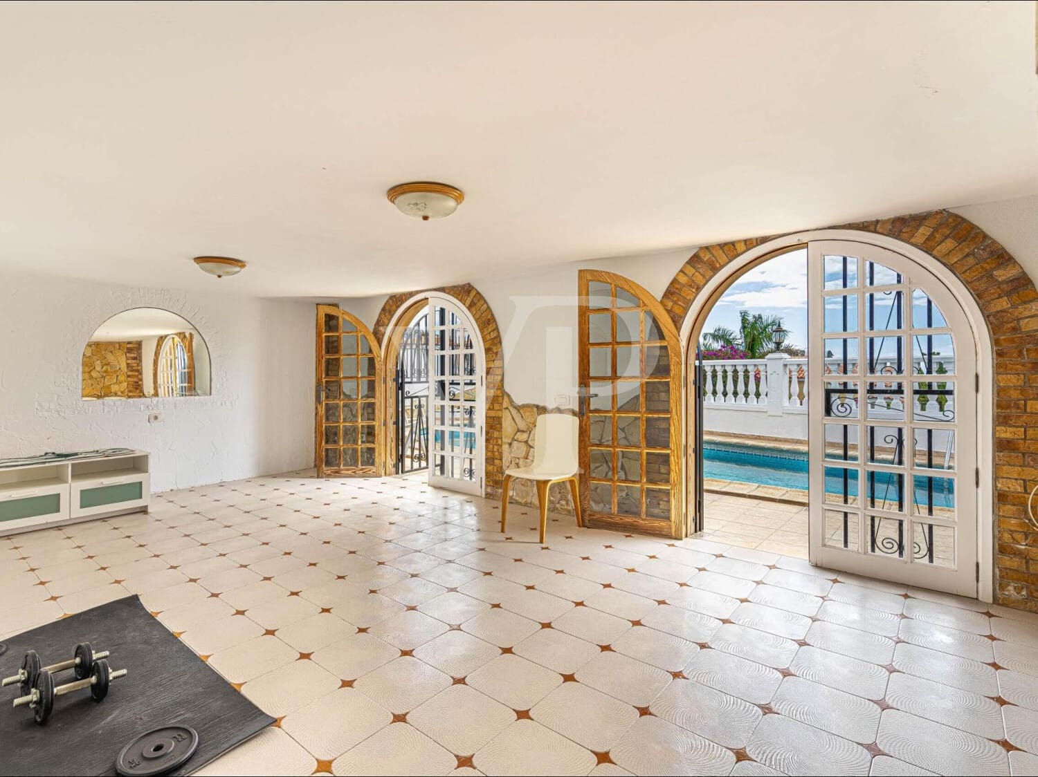 4 soveværelse Byhus til salg i Arona med swimmingpool - € 850.000 (Ref: 9658526)