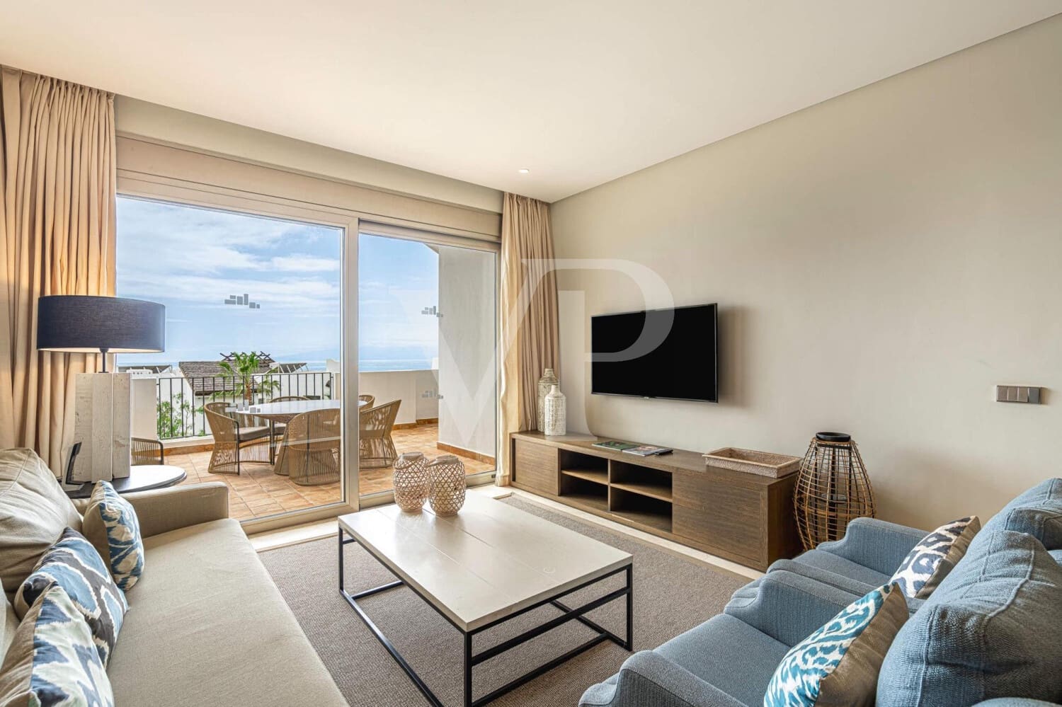 2 quarto Apartamento para venda em Guia de Isora com piscina - 690 000 € (Ref: 9721475)