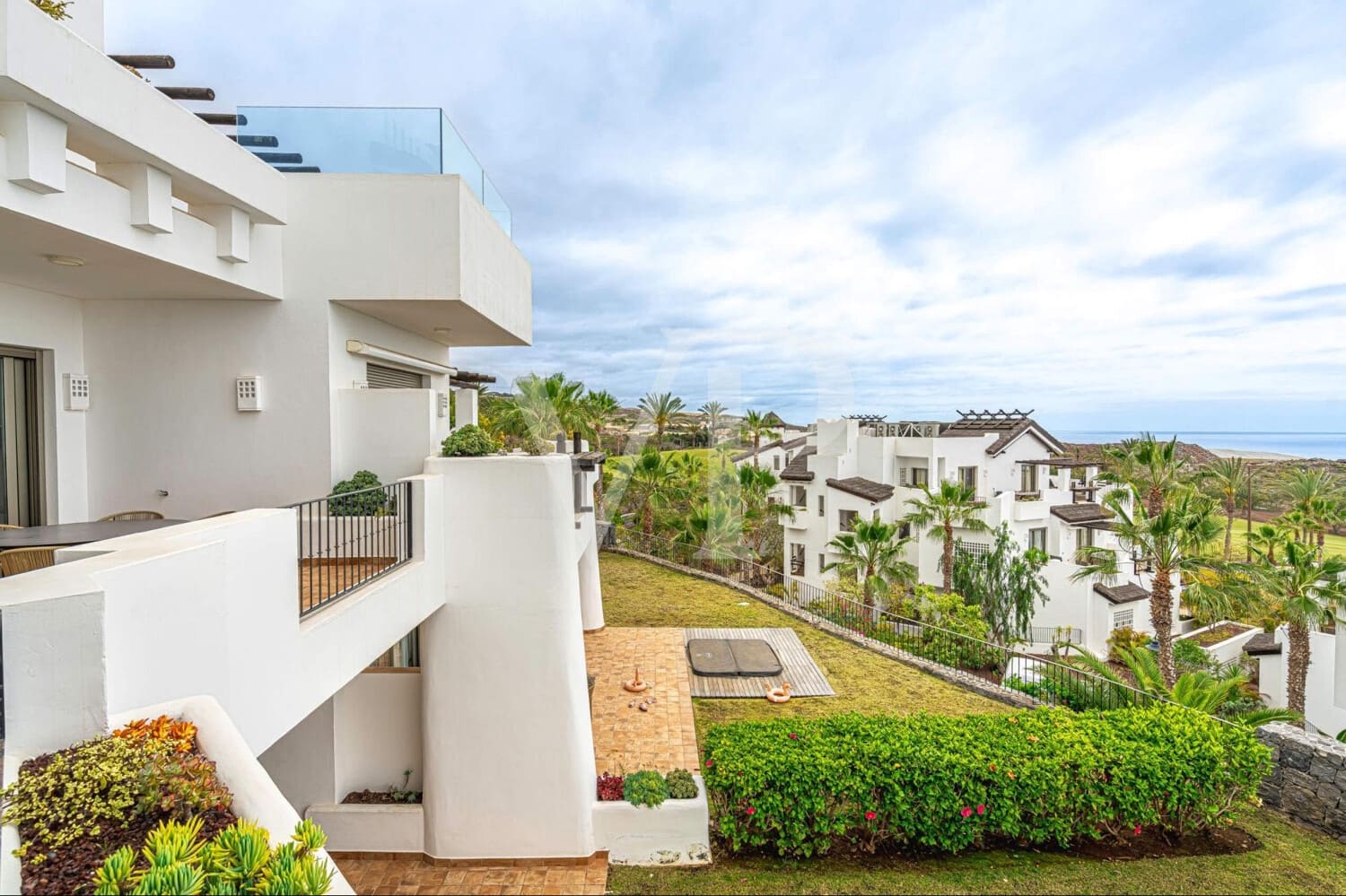 2 quarto Apartamento para venda em Guia de Isora com piscina - 690 000 € (Ref: 9721475)