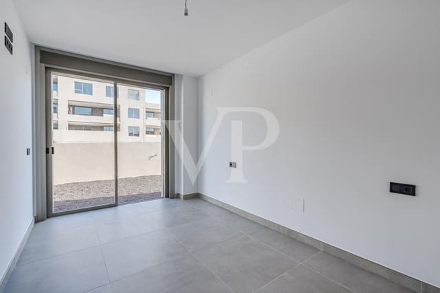 3 soveværelse Lejlighed til salg i El Medano, Granadilla de Abona med swimmingpool - € 590.000 (Ref: 9721476)