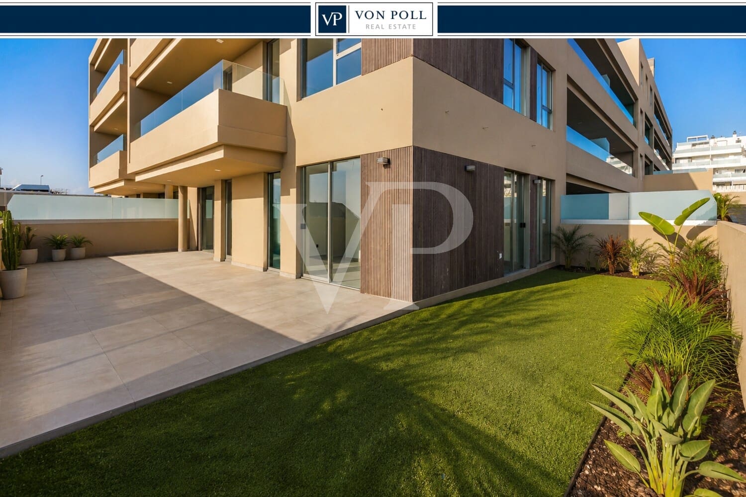 3 quarto Apartamento para venda em El Medano com piscina - 590 000 € (Ref: 9721476)