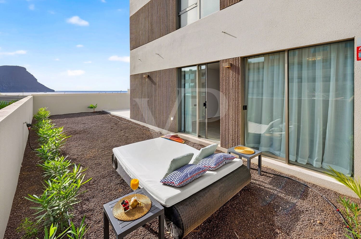 3 quarto Apartamento para venda em El Medano com piscina garagem - 590 000 € (Ref: 9721476)