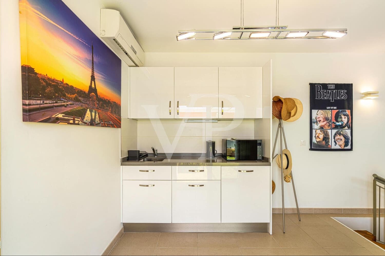 3 bedroom Penthouse for sale in Alcala - € 399,000 (Ref: 9738368)