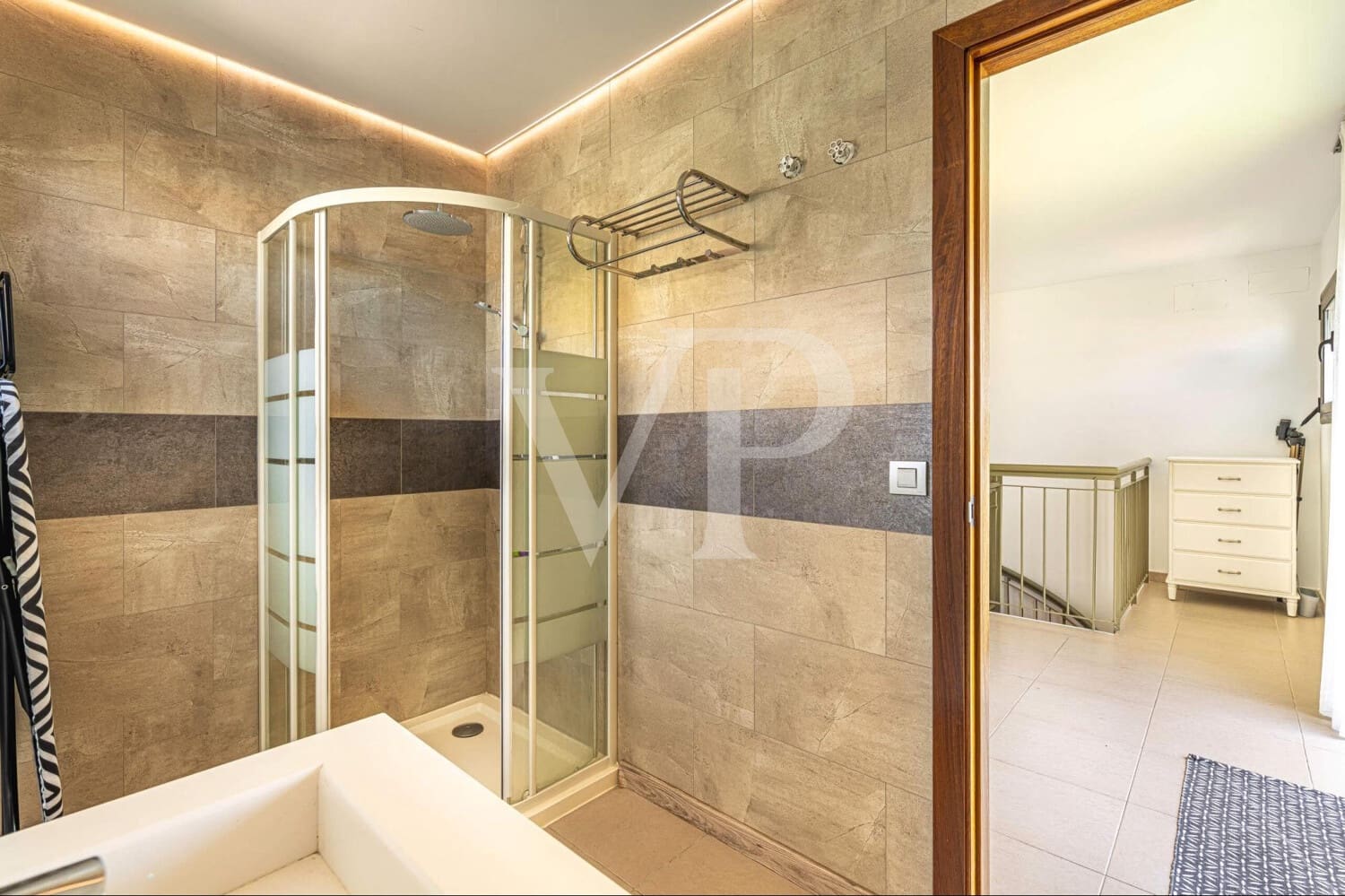 3 bedroom Penthouse for sale in Alcala - € 399,000 (Ref: 9738368)