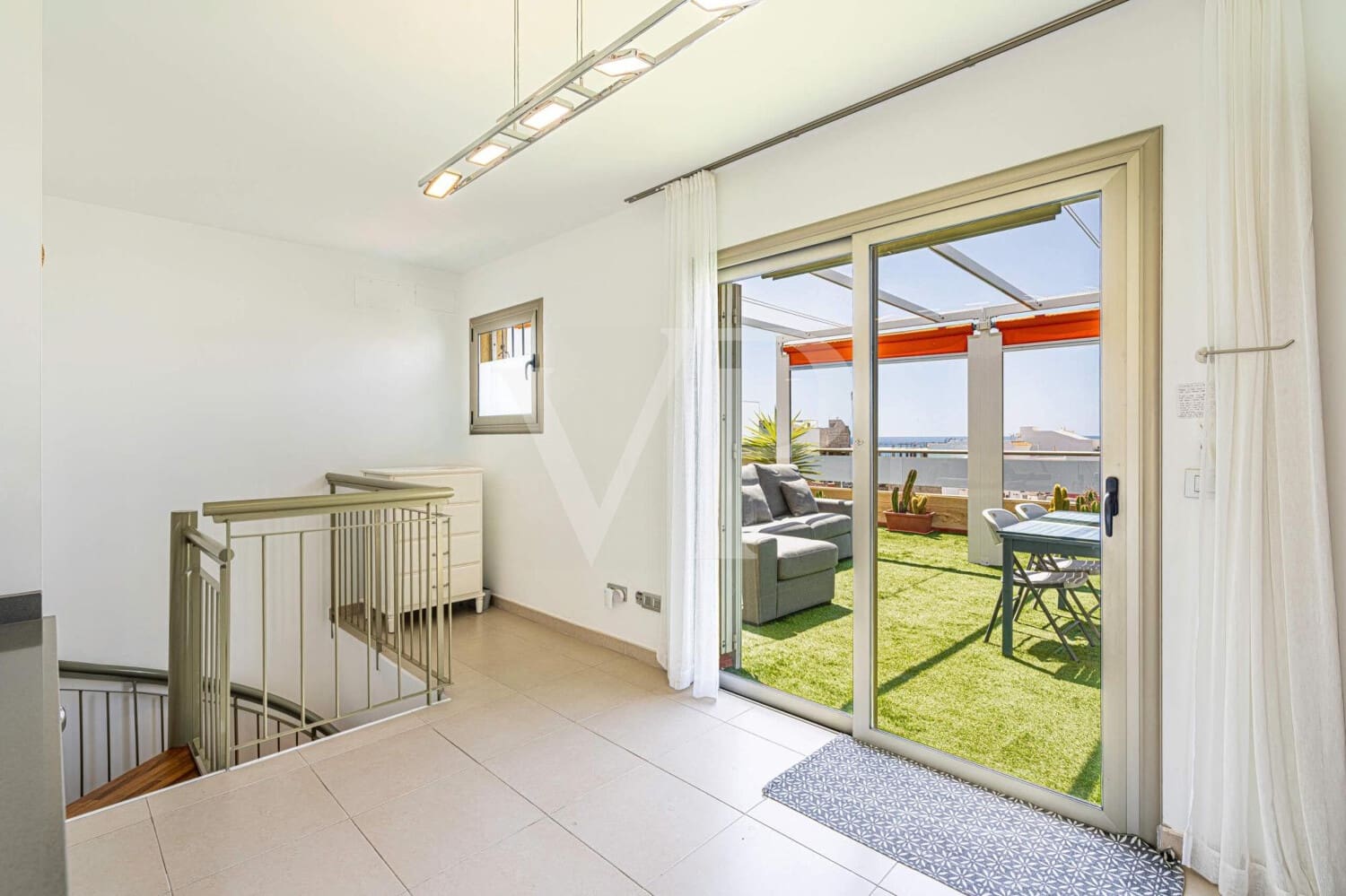 3 bedroom Penthouse for sale in Alcala - € 399,000 (Ref: 9738368)