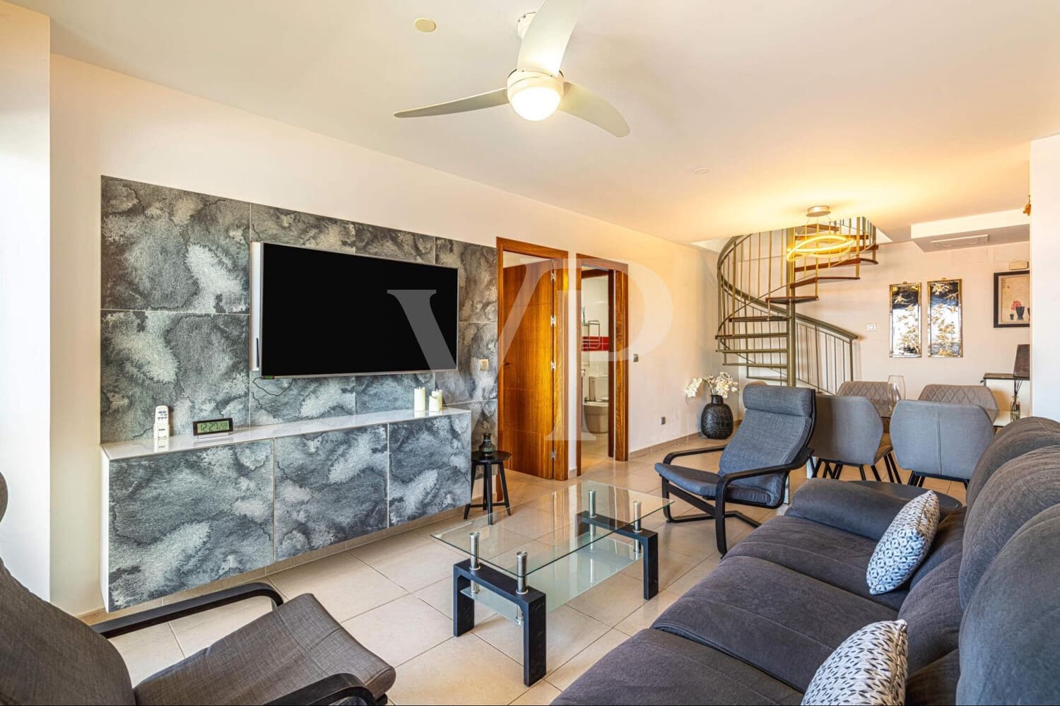 3 bedroom Penthouse for sale in Alcala - € 399,000 (Ref: 9738368)