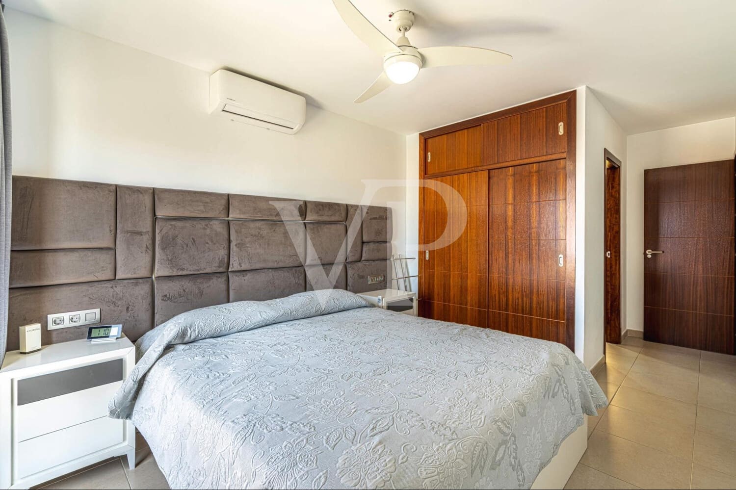 3 bedroom Penthouse for sale in Alcala - € 399,000 (Ref: 9738368)