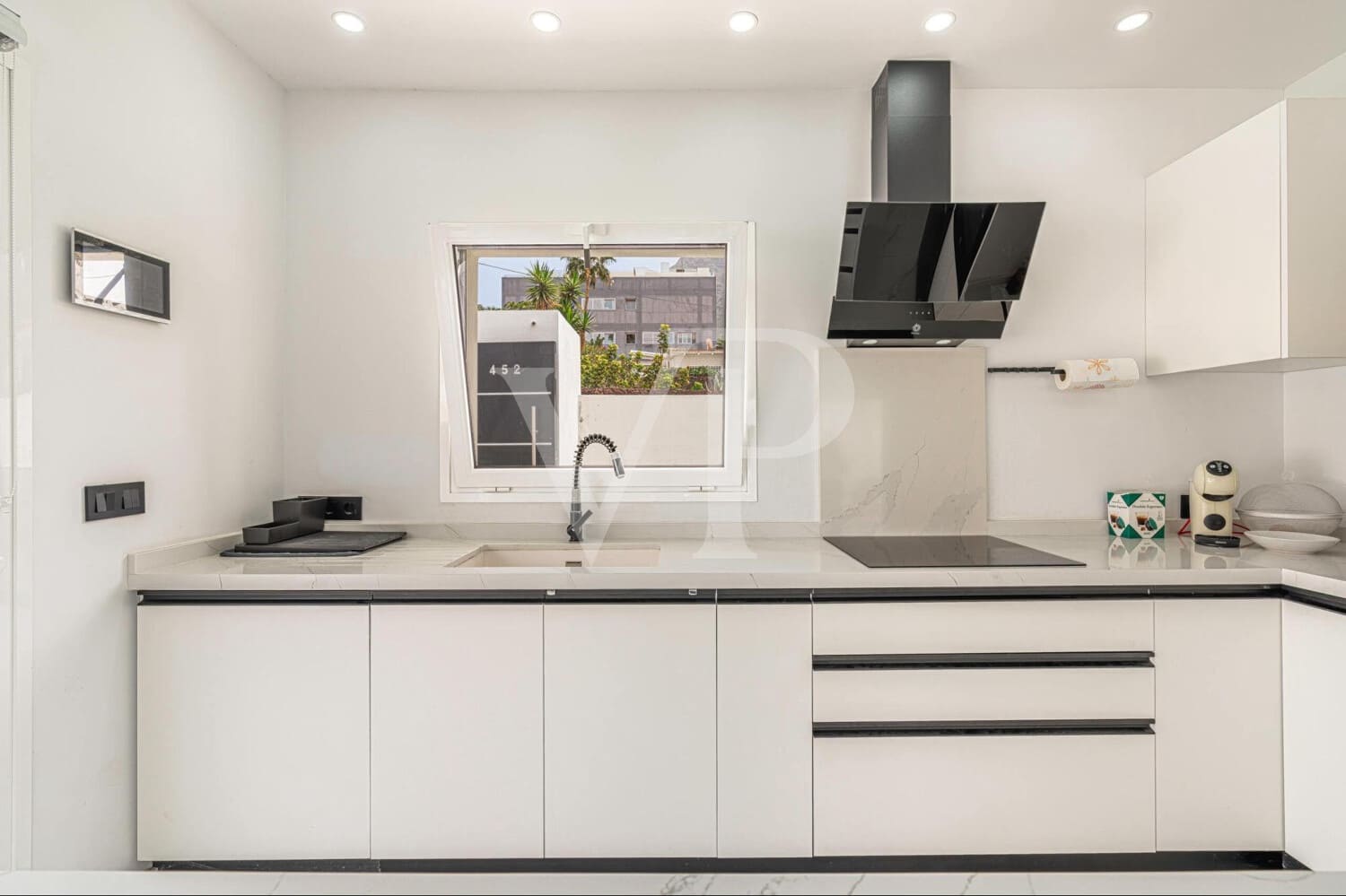 3 sypialnia Bungalow na sprzedaż w El Madronal - 999 000 € (Ref: 9796647)