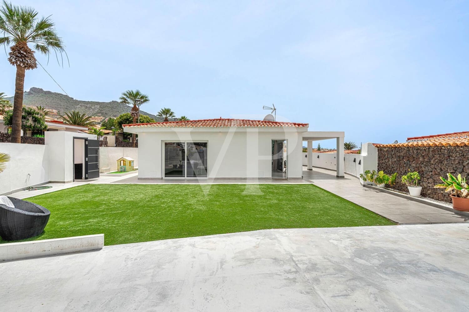 3 sypialnia Bungalow na sprzedaż w El Madronal - 999 000 € (Ref: 9796647)