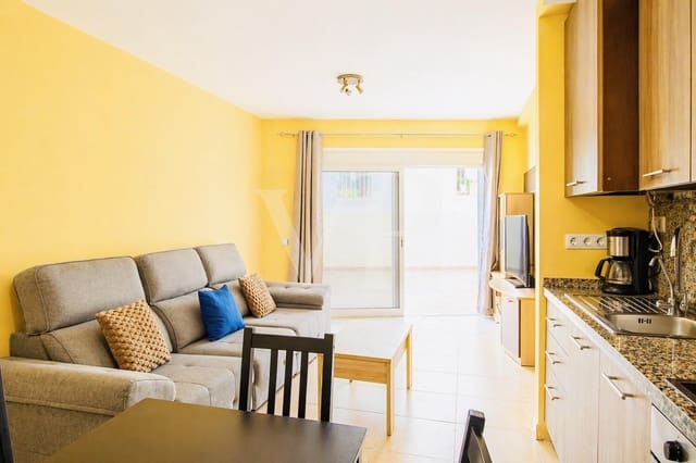 1 bedroom Flat for sale in Casco Urbano, Adeje - € 235,000 (Ref: 9806283)