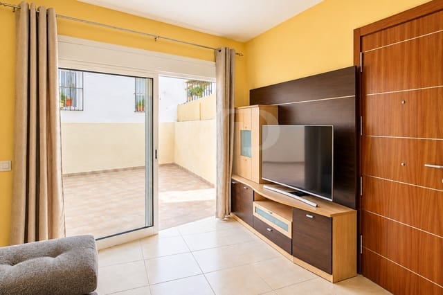Piso de 1 habitación en Casco Urbano, Adeje en venta - 220.000 € (Ref: 9806283)
