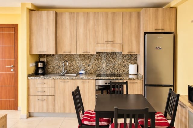 Piso de 1 habitación en Casco Urbano, Adeje en venta - 220.000 € (Ref: 9806283)
