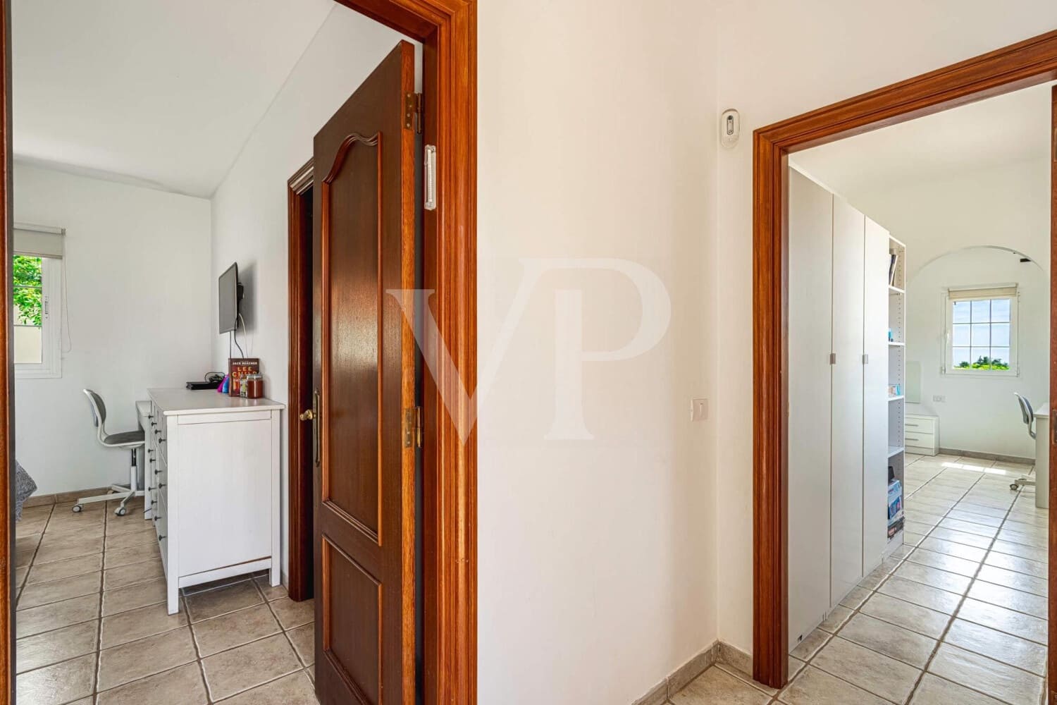 4 soveværelse Villa til salg i Golf del Sur med swimmingpool - € 1.350.000 (Ref: 9833587)