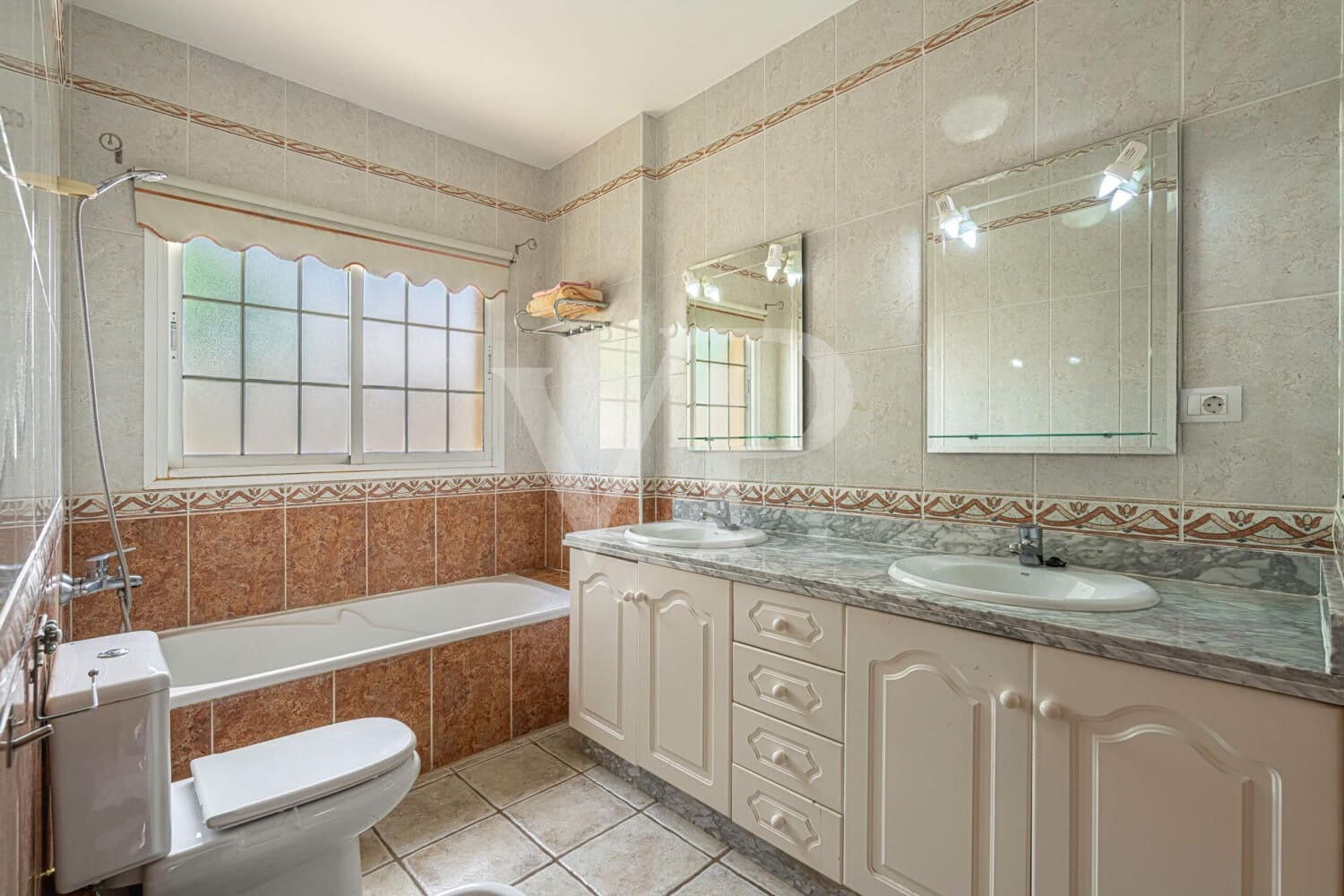 4 soveværelse Villa til salg i Golf del Sur med swimmingpool - € 1.350.000 (Ref: 9833587)