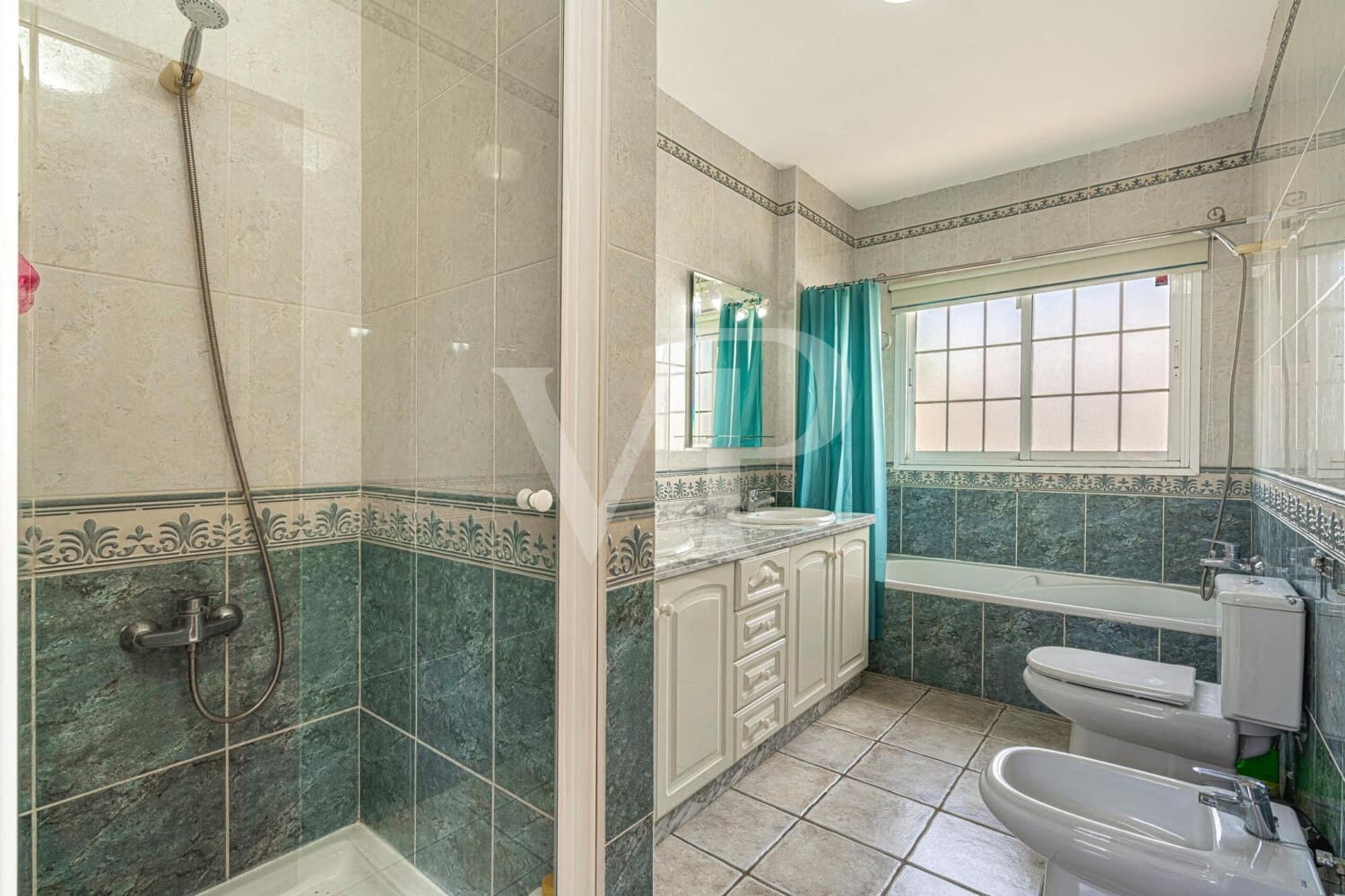 4 soveværelse Villa til salg i Golf del Sur med swimmingpool - € 1.350.000 (Ref: 9833587)