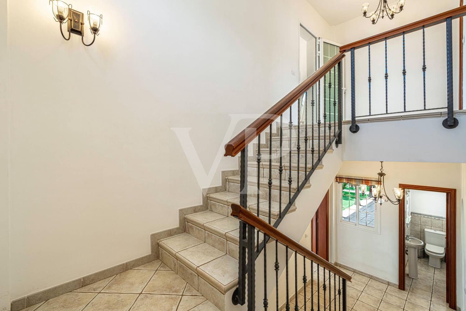 4 soveværelse Villa til salg i Golf del Sur med swimmingpool - € 1.350.000 (Ref: 9833587)