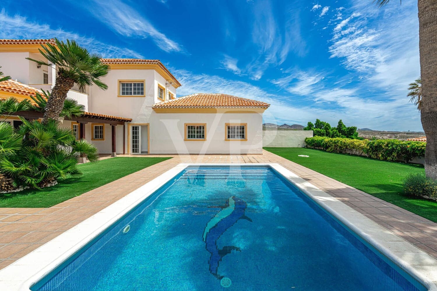 4 soveværelse Villa til salg i Golf del Sur med swimmingpool - € 1.350.000 (Ref: 9833587)