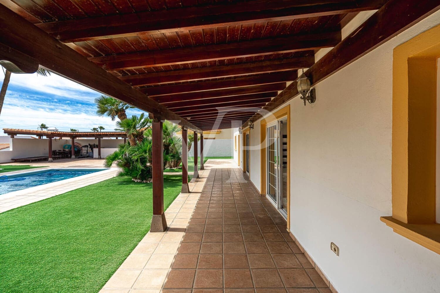 4 soveværelse Villa til salg i Golf del Sur med swimmingpool - € 1.350.000 (Ref: 9833587)