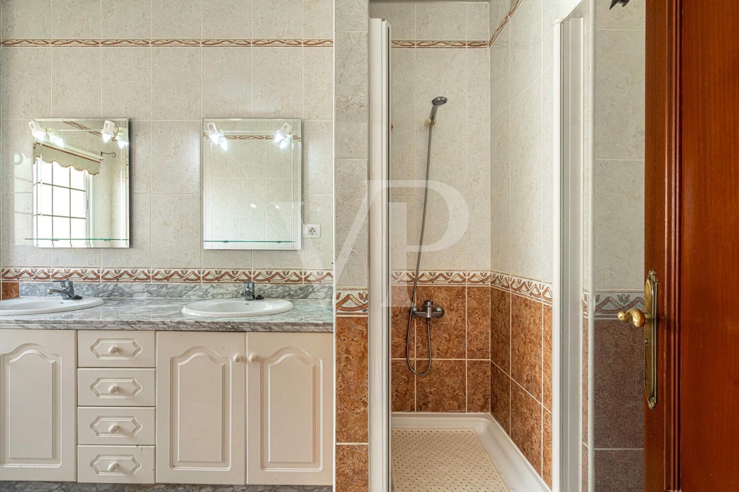 4 soveværelse Villa til salg i Golf del Sur med swimmingpool - € 1.350.000 (Ref: 9833587)