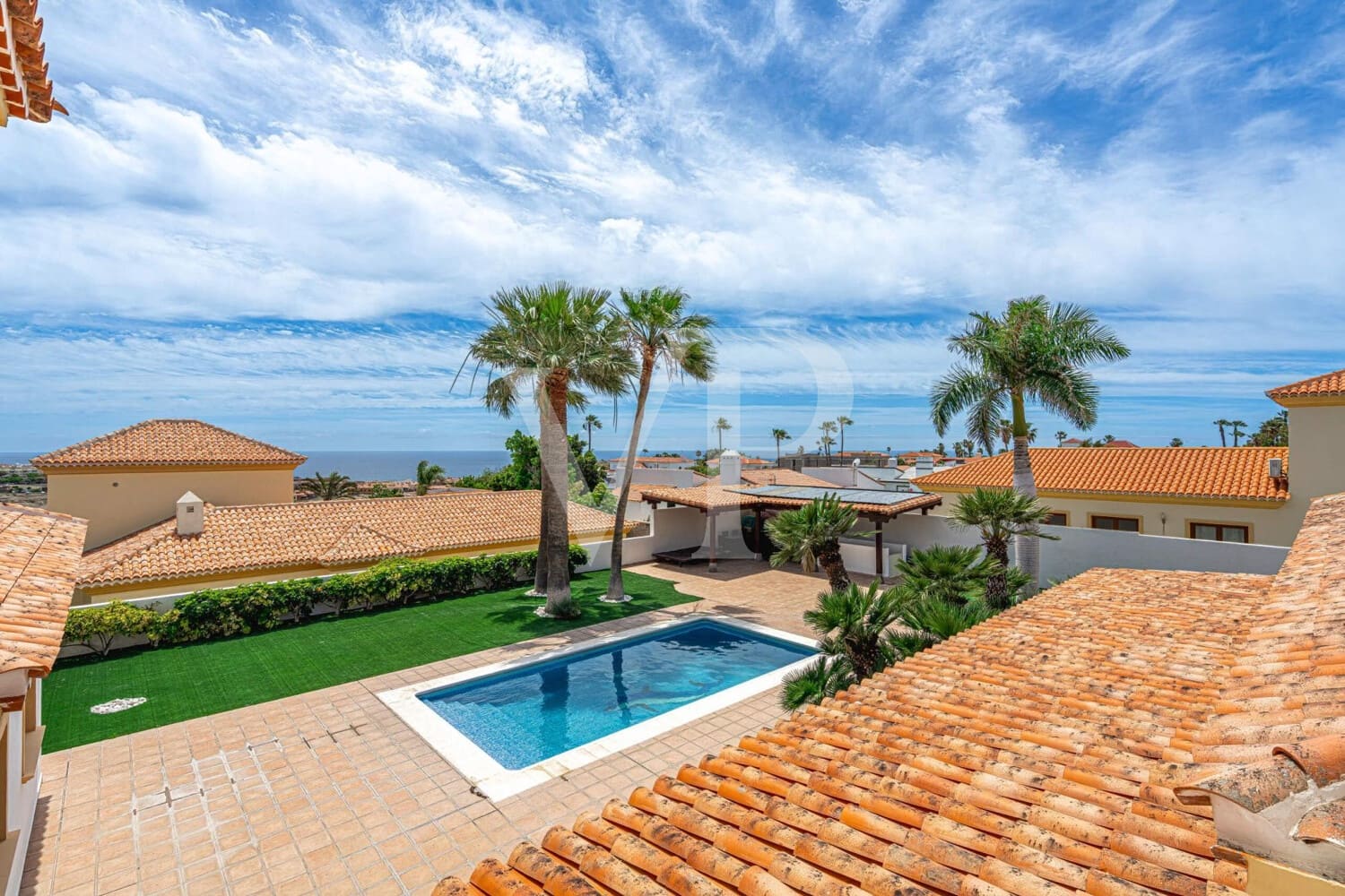 4 soveværelse Villa til salg i Golf del Sur med swimmingpool - € 1.350.000 (Ref: 9833587)