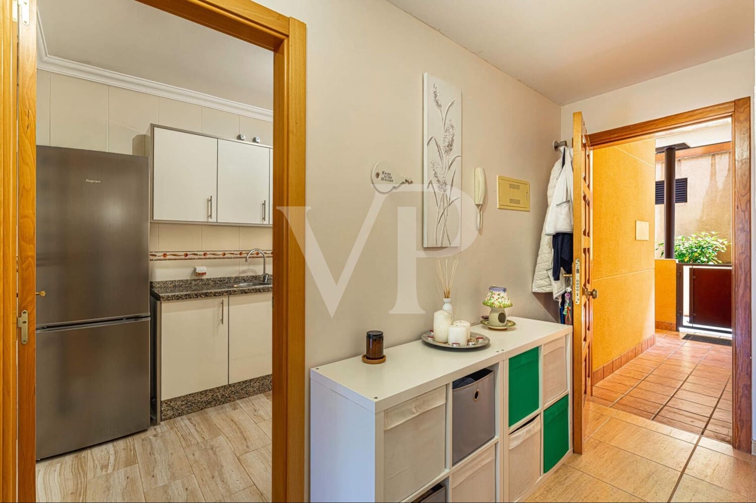2 sovrum Lägenhet till salu i Adeje med pool - 310 000 € (Ref: 9895814)