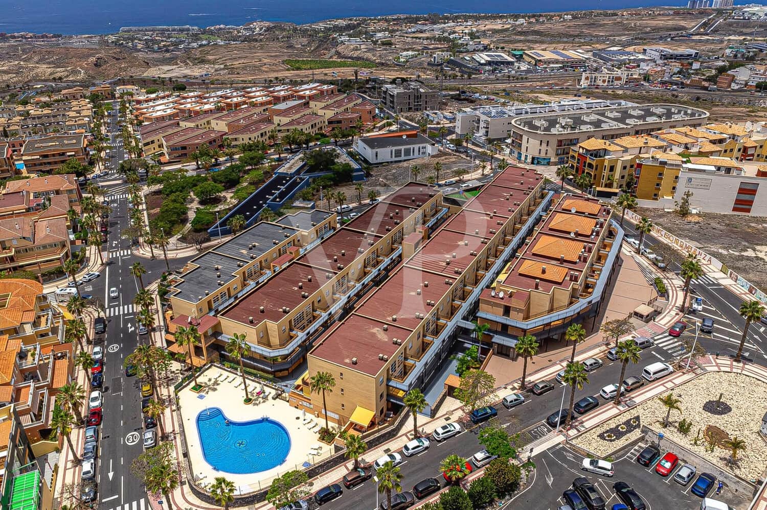 2 sovrum Lägenhet till salu i Adeje med pool - 310 000 € (Ref: 9895814)
