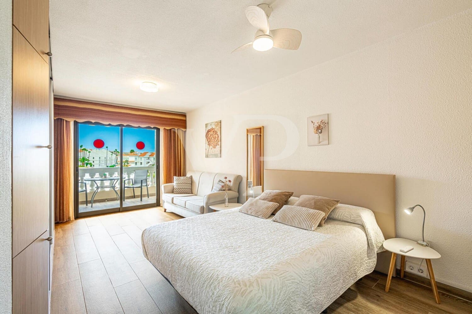 1 slaapkamer Flat te koop in Los Cristianos met zwembad - € 225.000 (Ref: 9962054)