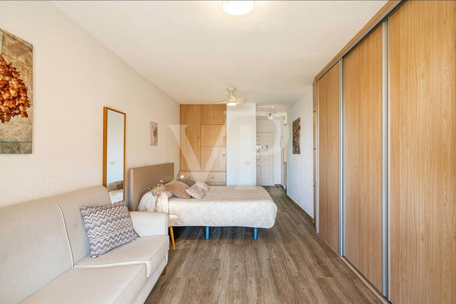 1 slaapkamer Flat te koop in Los Cristianos met zwembad - € 225.000 (Ref: 9962054)
