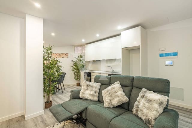 2 sovrum Lägenhet till salu i Los Cristianos, Arona med pool - 289 000 € (Ref: 9962055)