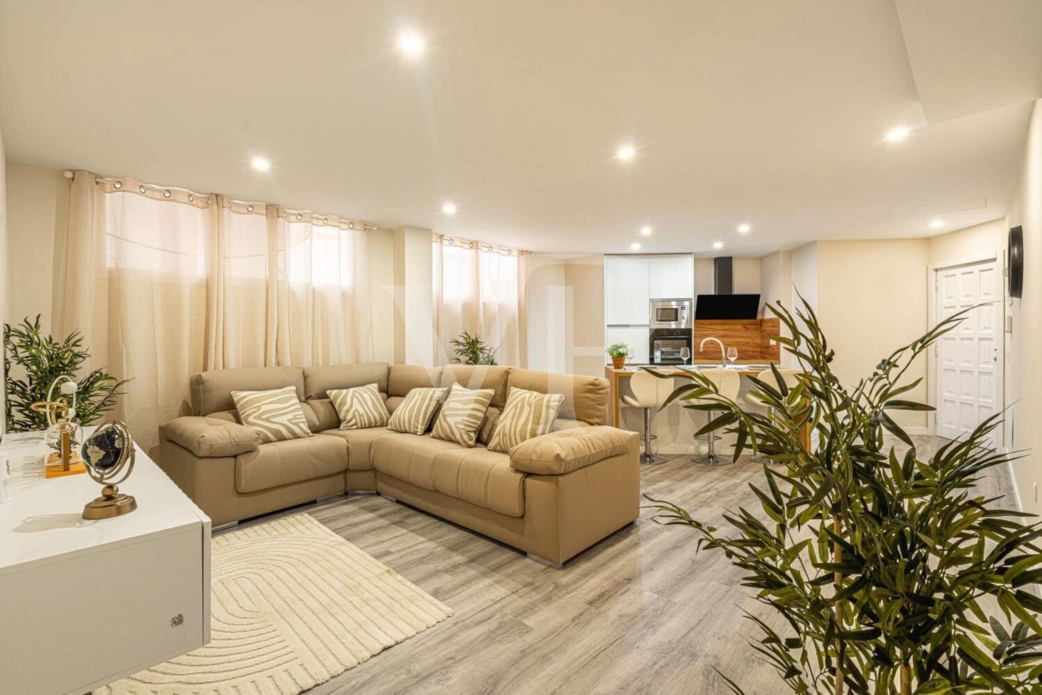3 makuuhuone Asunto myytävänä paikassa Los Cristianos mukana uima-altaan - 339 000 € (Ref: 9964901)