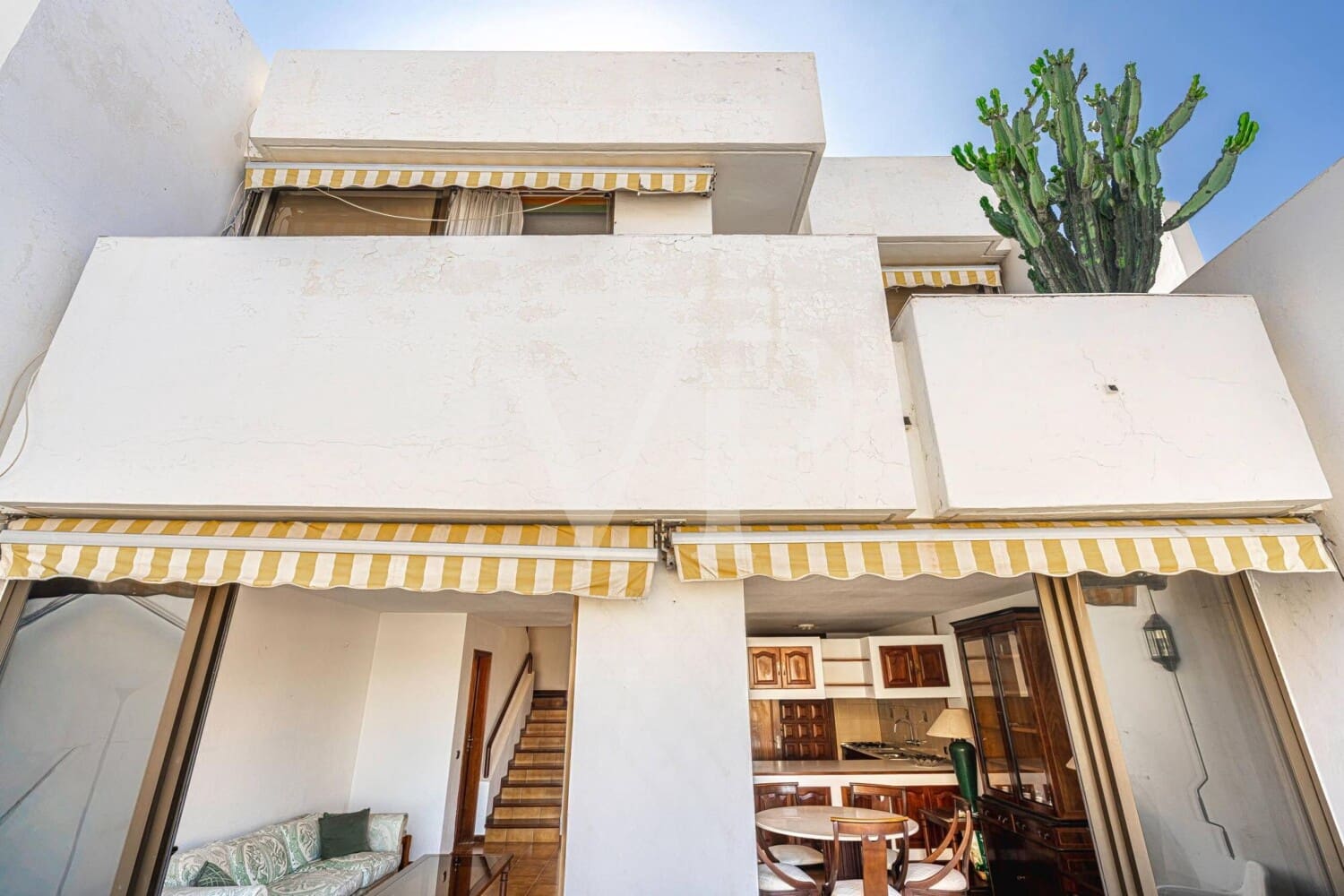 2 soveværelse Rækkehus til salg i Costa Adeje med swimmingpool - € 396.000 (Ref: 9966158)