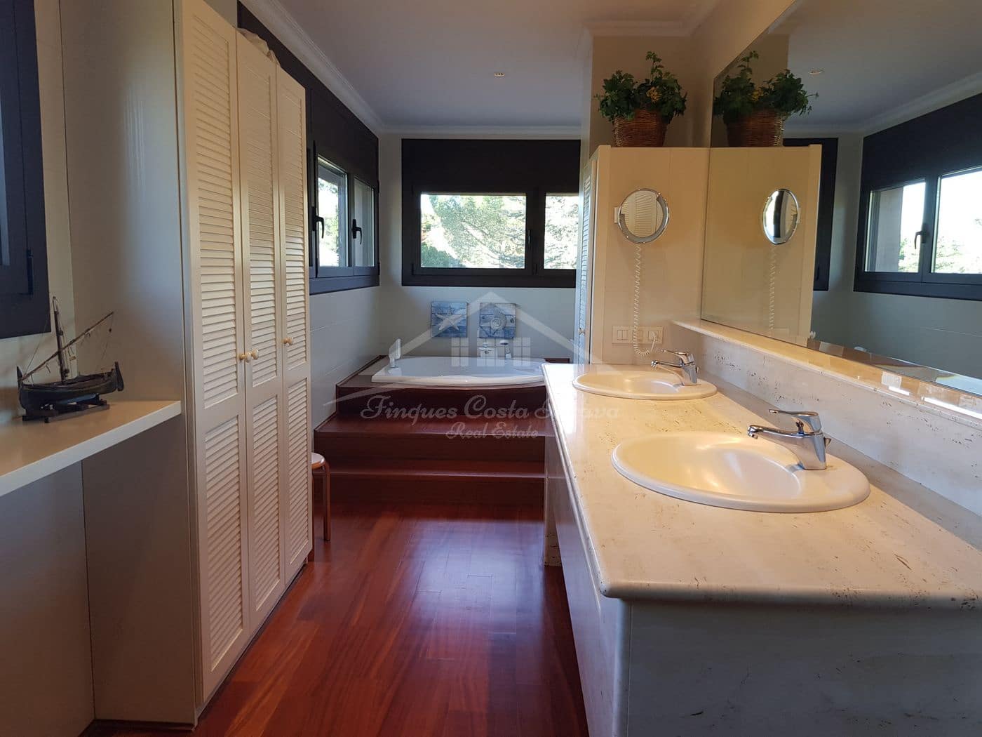 5 soveværelse Villa til salg i Llafranc med swimmingpool garage - € 4.200.000 (Ref: 6075456)