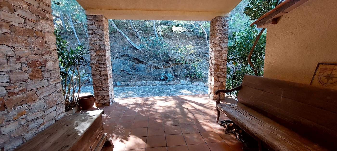 4 soveværelse Villa til salg i Sa Riera med garage - € 2.500.000 (Ref: 8585357)