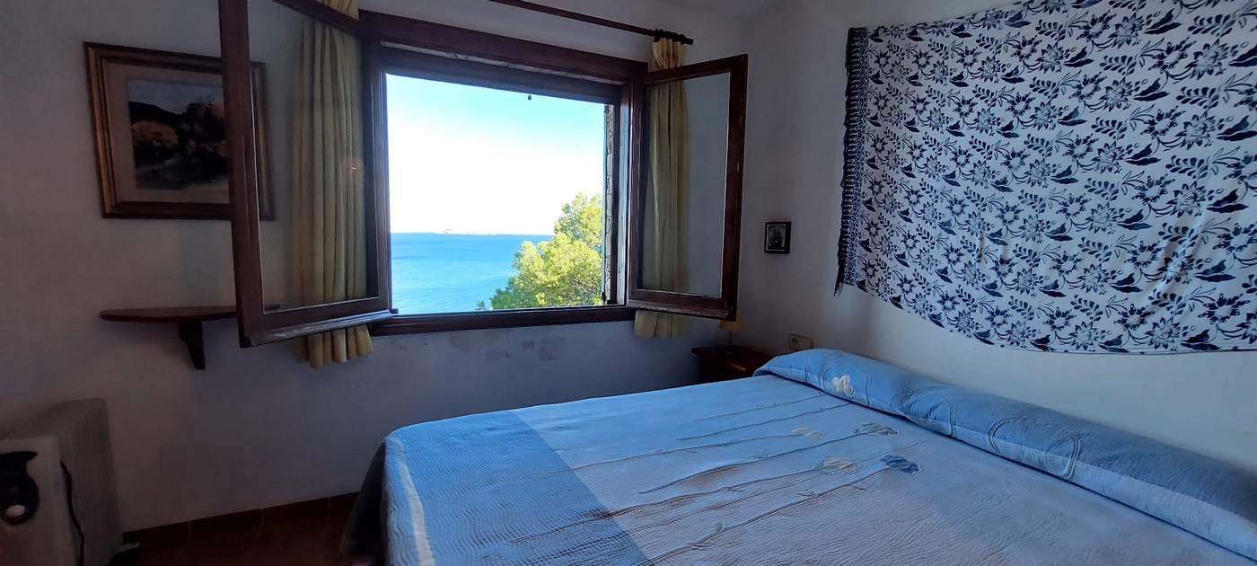 4 soveværelse Villa til salg i Sa Riera med garage - € 2.500.000 (Ref: 8585357)