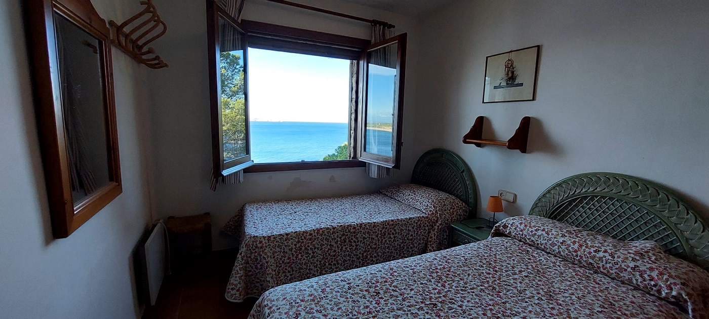 4 soveværelse Villa til salg i Sa Riera med garage - € 2.500.000 (Ref: 8585357)