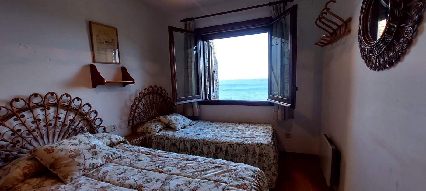 4 soveværelse Villa til salg i Sa Riera med garage - € 2.500.000 (Ref: 8585357)