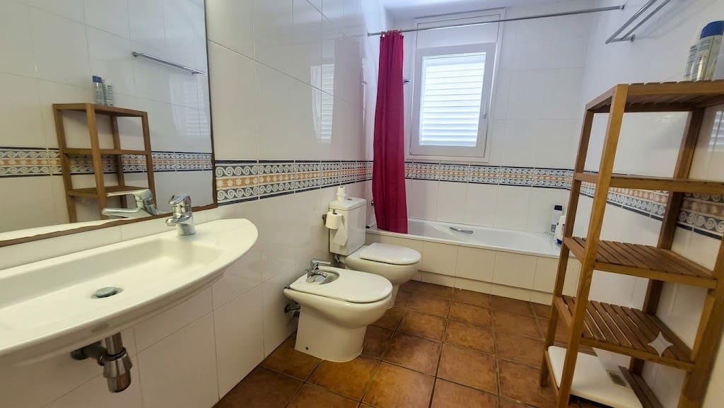 3 camera da letto Appartamento in vendita in Santa Cristina d'Aro con piscina garage - 340.000 € (Rif: 8585376)