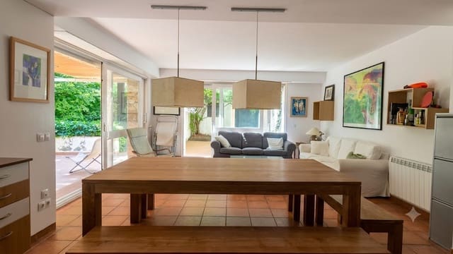3 soverom Leilighet til salgs i Santa Cristina d'Aro med svømmebasseng garasje - € 340 000 (Ref: 8585376)