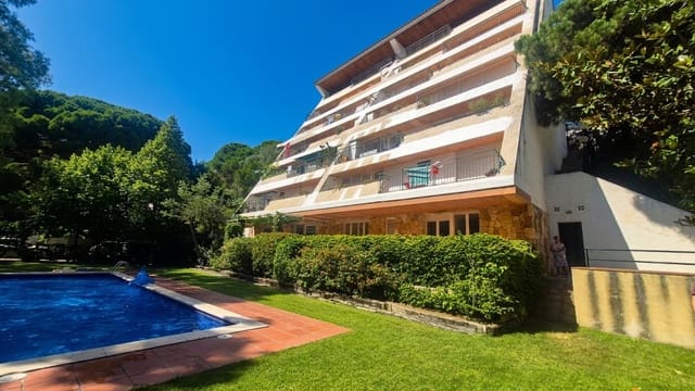 3 soverom Leilighet til salgs i Santa Cristina d'Aro med svømmebasseng garasje - € 340 000 (Ref: 8585376)