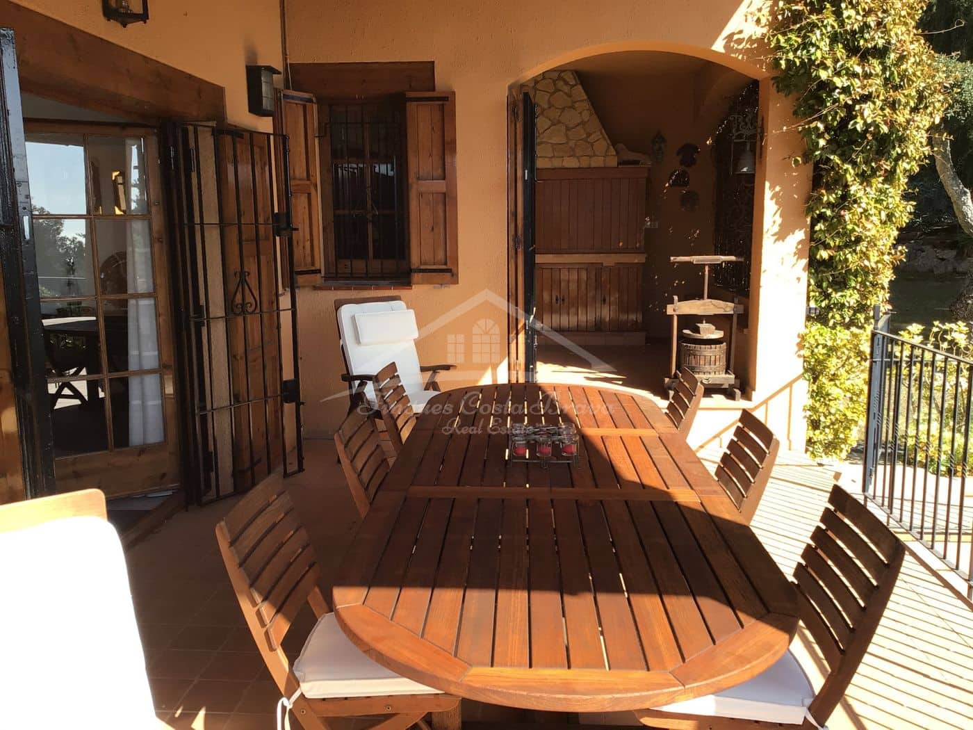 5 Zimmer Villa zu verkaufen in Tamariu mit Pool Garage - 1.200.000 € (Ref: 8585379)