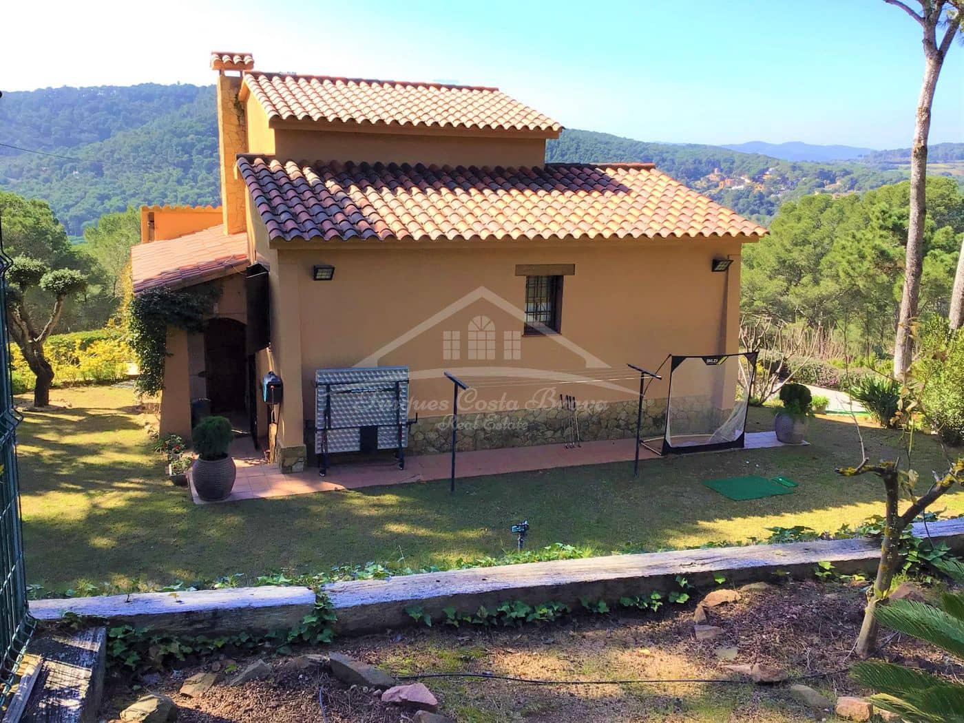 5 Zimmer Villa zu verkaufen in Tamariu mit Pool Garage - 1.200.000 € (Ref: 8585379)