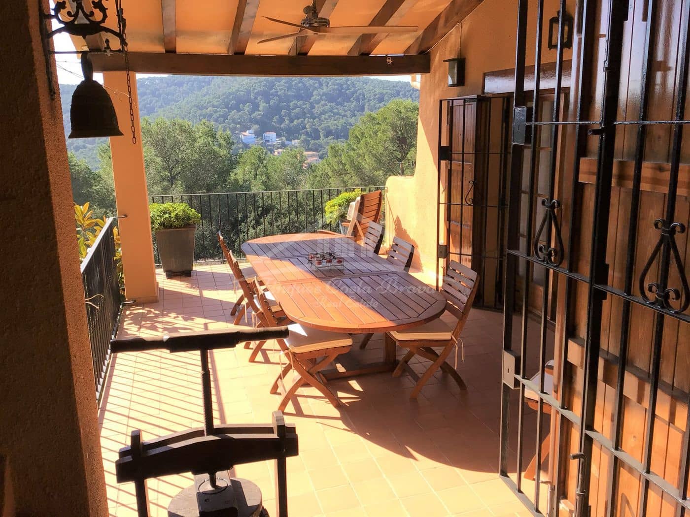 5 Zimmer Villa zu verkaufen in Tamariu mit Pool Garage - 1.200.000 € (Ref: 8585379)