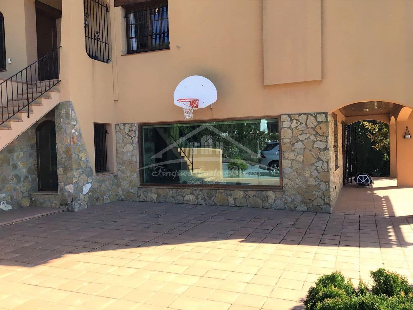 5 Zimmer Villa zu verkaufen in Tamariu mit Pool Garage - 1.200.000 € (Ref: 8585379)