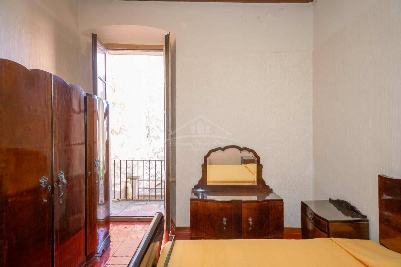 4 soveværelse Byhus til salg i Palafrugell - € 250.000 (Ref: 8585381)